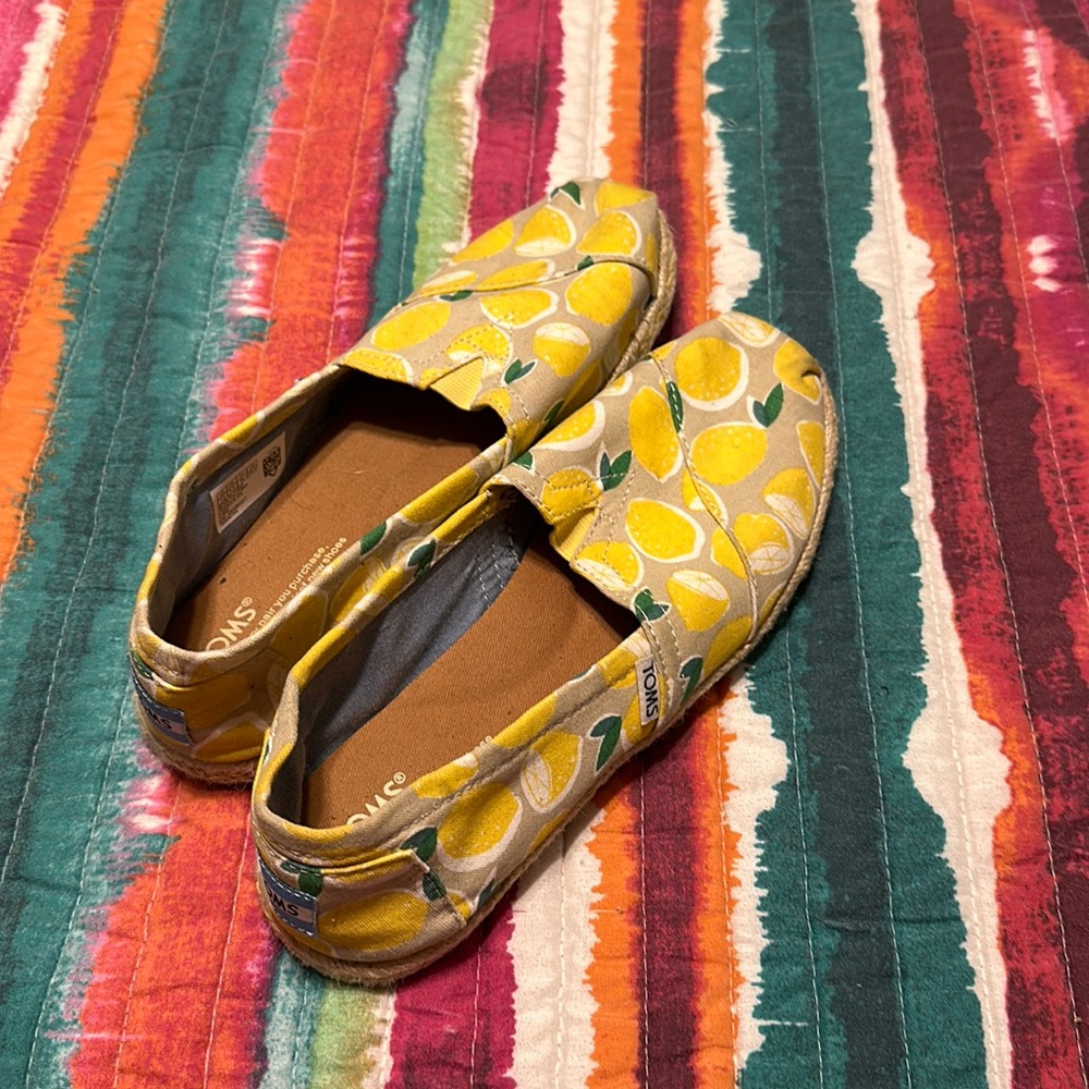 Lemon Design Toms